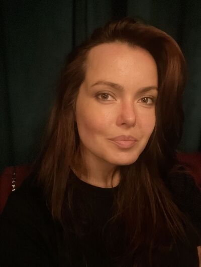  ,   Nina, 35 ,   ,   