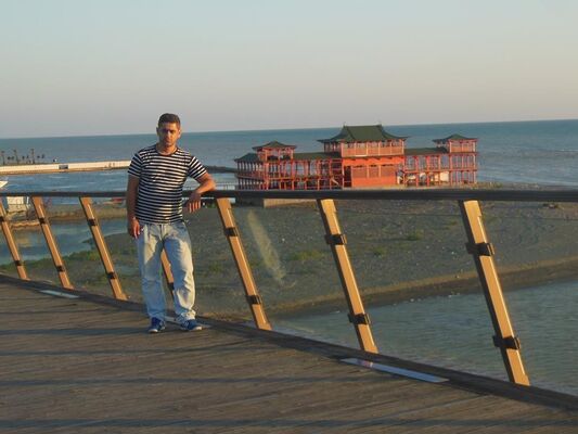  ,   David, 42 ,   ,   , c 