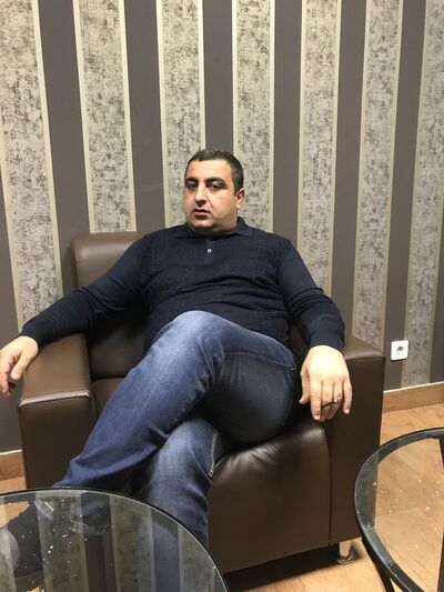 ,   Rafik, 43 ,   ,   