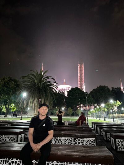  ,   Qobiljon, 38 ,   ,   