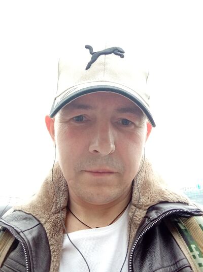  ,   Viktor, 38 ,   ,   