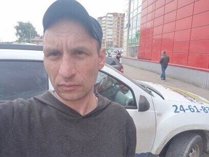  ,   Maks, 43 ,   ,   , c 