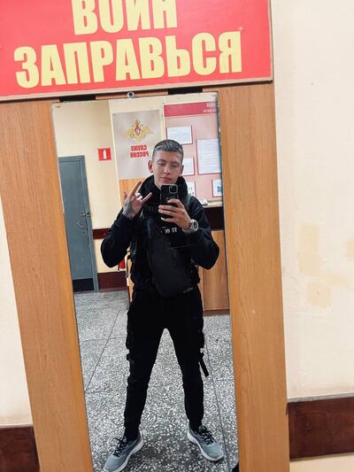  ,   Daniil, 21 ,   ,   