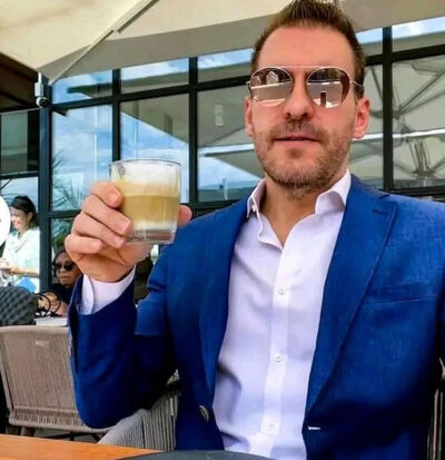  ,   Roger, 39 ,   ,   , c 