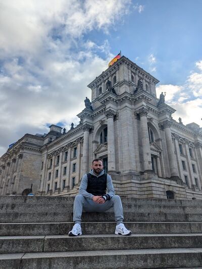  ,   Irakli, 32 ,   ,   