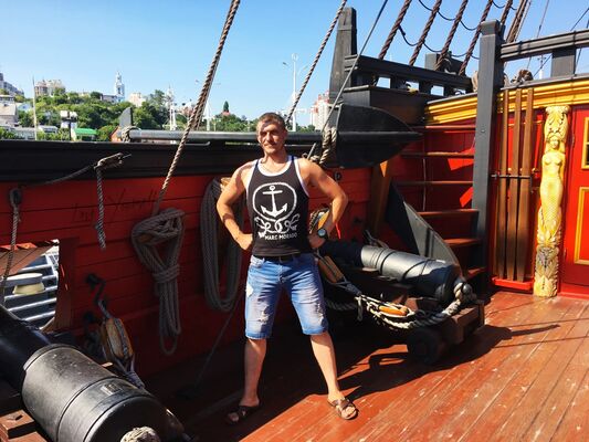  ,   Evgeny, 40 ,   ,   