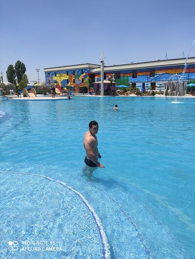  ,   Farhod, 33 ,   