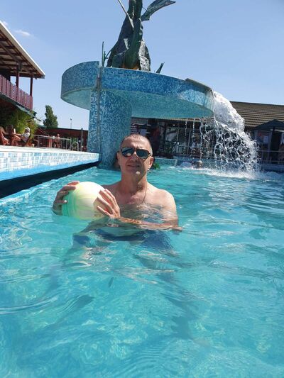  ,   Darko, 44 ,     , c 