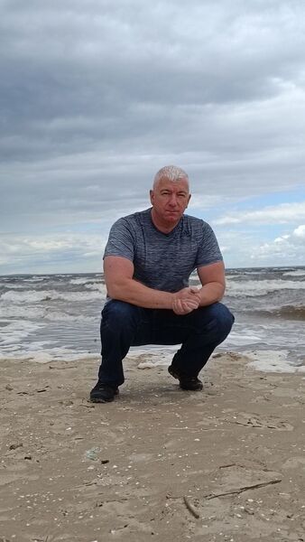  ,   Alex, 53 ,  
