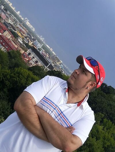  ,   Vitantonio, 39 ,   ,   