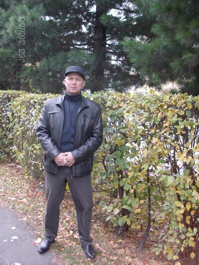  -,   Valdas, 55 ,   