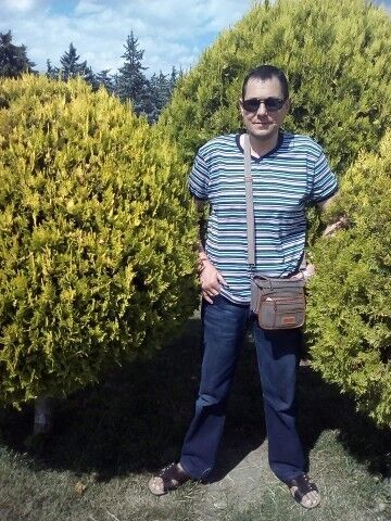  9950989  Marcel, 46 ,    