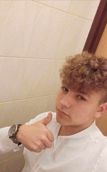  ,   Egor, 20 ,   ,   