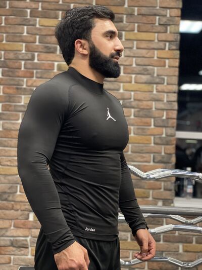  ,   Huseyn, 32 ,     , c 