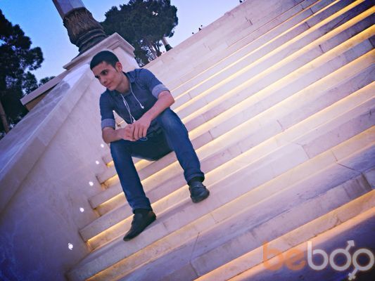  ,   Ibragim, 32 ,   