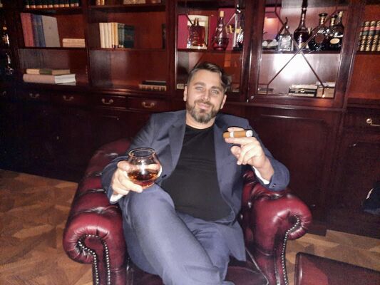  Neresnica,   Len chlap, 51 ,   c 