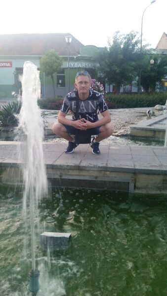  Zavod,   , 35 ,   ,   , c 