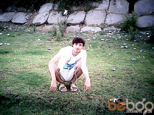  ,   Komron, 32 ,   