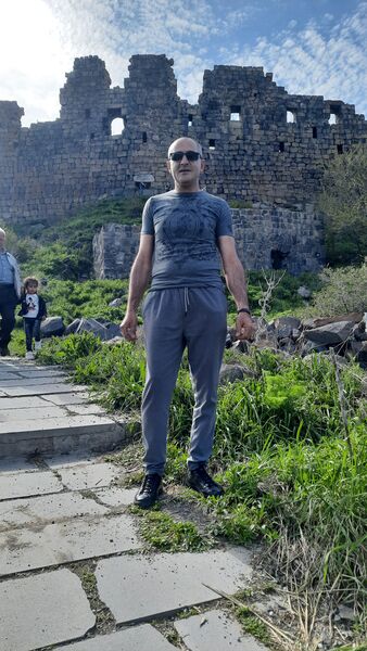  ,   Artur, 35 ,   ,   , c 