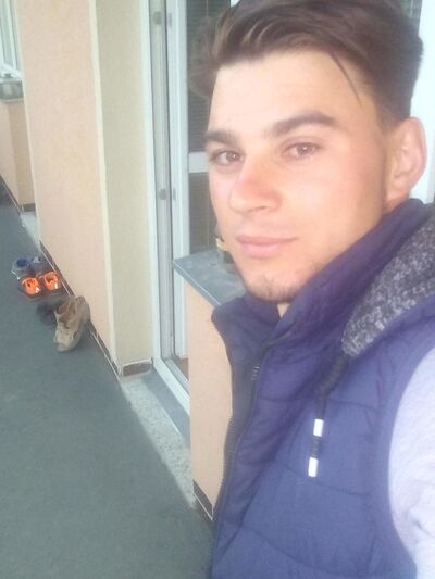 ,   Victor, 29 ,   ,   , c 