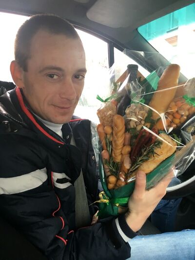  ,   Yurazc, 42 ,   ,   , c , 