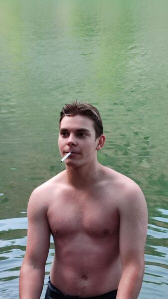  ,   Ilya, 21 ,   ,   