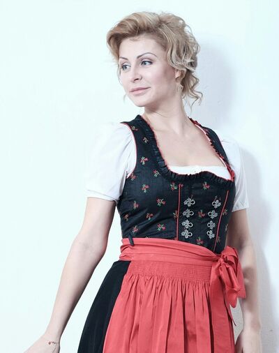  ,   Diana, 46 ,   ,   , c 