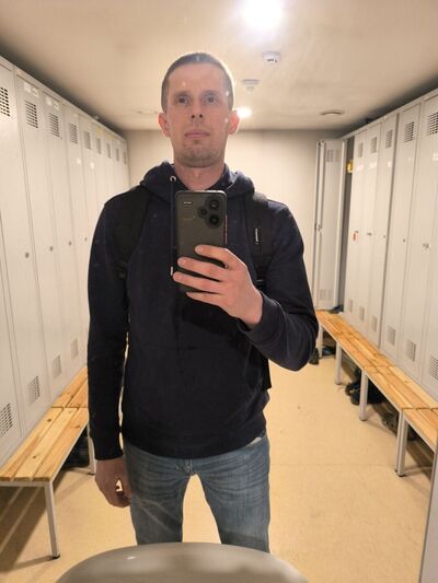  ,   Andrej, 36 ,     , c 