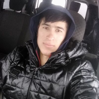  ,   Akmalbek, 30 ,   ,   , c , 