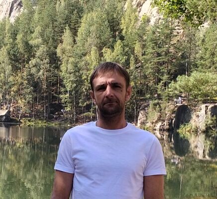  Swiebodzice,   , 47 ,  