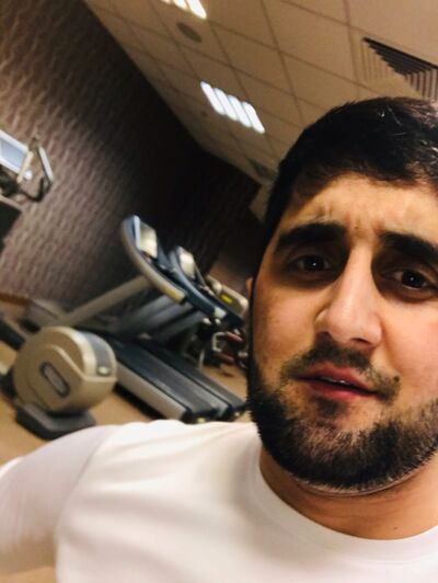 ,   Umar, 33 ,   c 