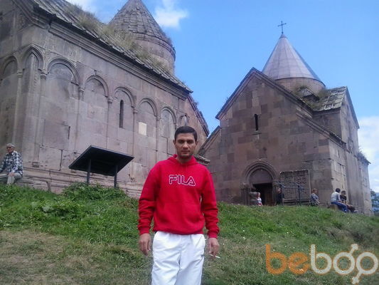  ,   Artur, 47 ,   ,   , c 