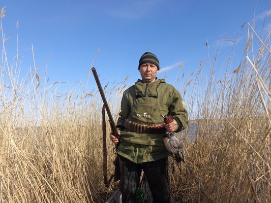  ,   Slava, 48 ,  