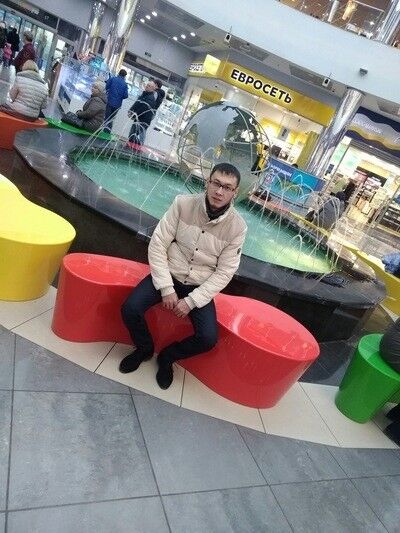  ,   Ruslan, 32 ,   ,   , c , 