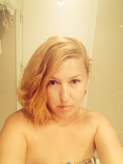  ,   Kate, 35 ,   