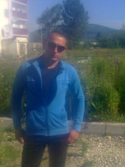  ,   Dook, 32 ,   ,   , c 