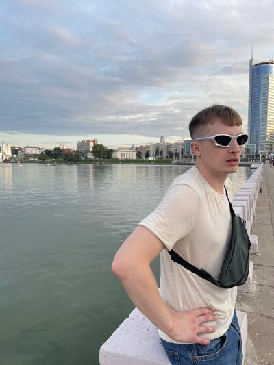  ,   Vlad, 28 ,   ,   
