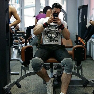  ,   Seymur, 30 ,   