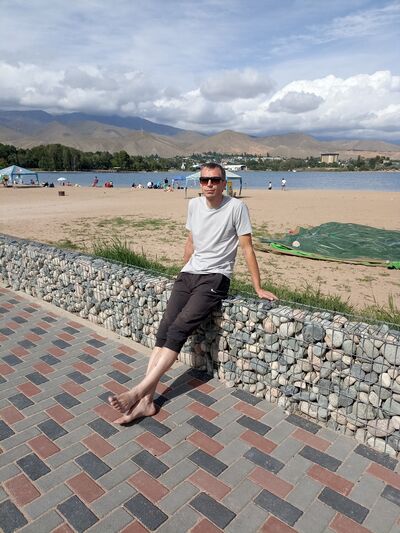  ,   Pavel, 40 ,   ,   