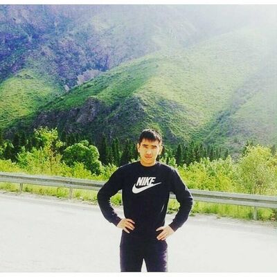  ,   Ais, 32 ,   ,   , c 