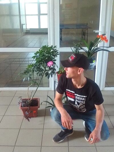  ,   Sergei, 33 ,   ,   , c , 