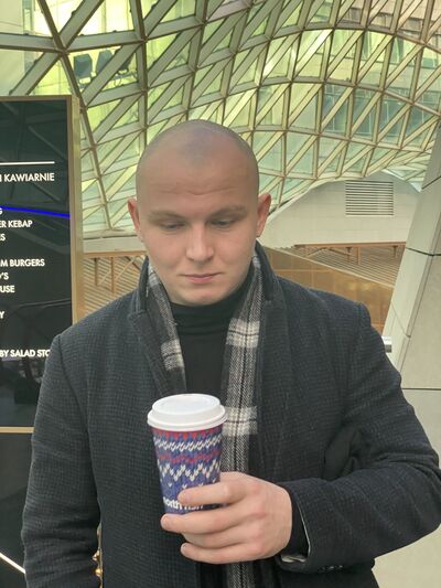  ,   Alan, 27 ,   ,   , c , 