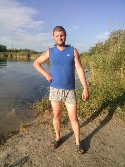  ,   Alexandro, 45 ,   
