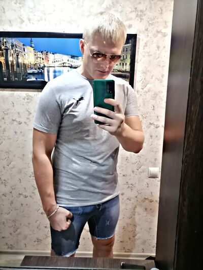  ,   Alexander, 32 ,   ,   