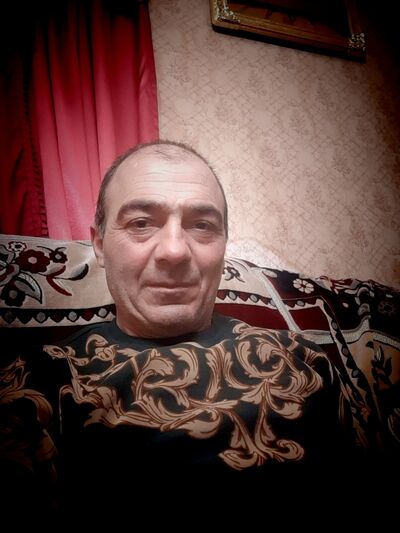  ,   Armen, 54 ,   ,   