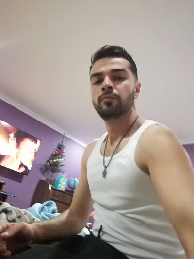  ,   Aleqsandre, 28 ,   ,   