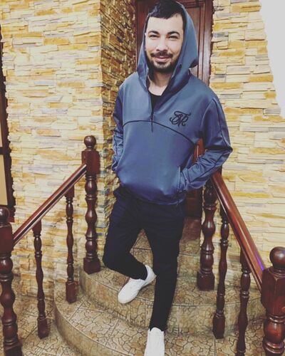  ,   Pena, 33 ,   ,   