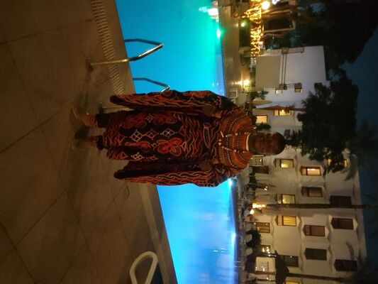  ,   Adelis, 43 ,   ,   