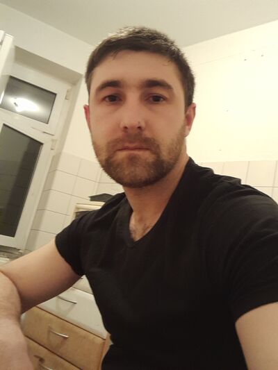  Giessen,   , 33 ,   ,   