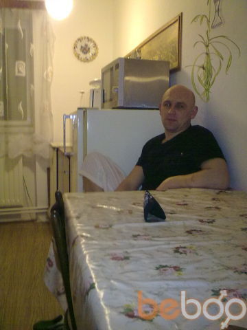  810839  Andriy, 45 ,    
